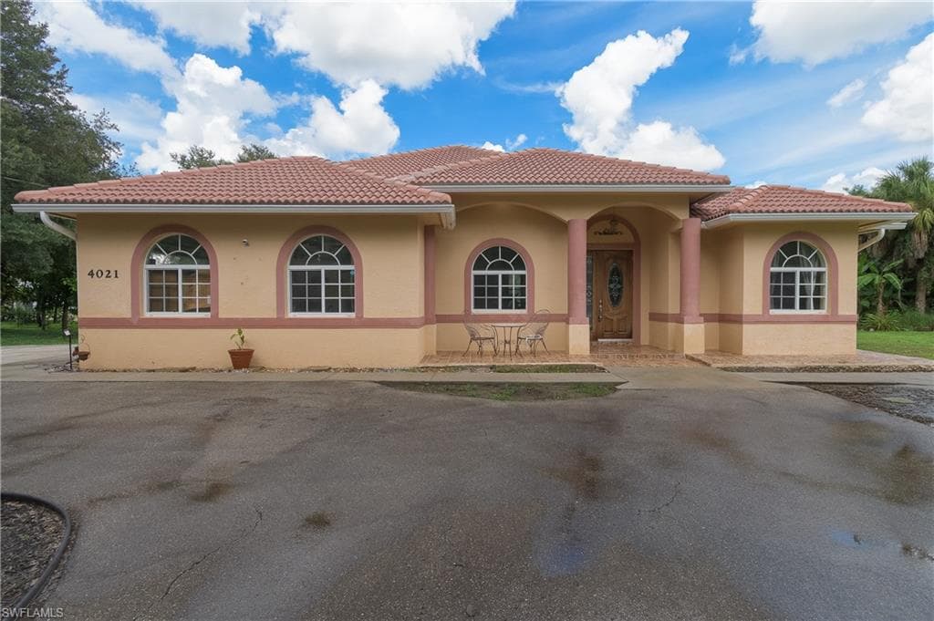 4021 24th Ave, Naples