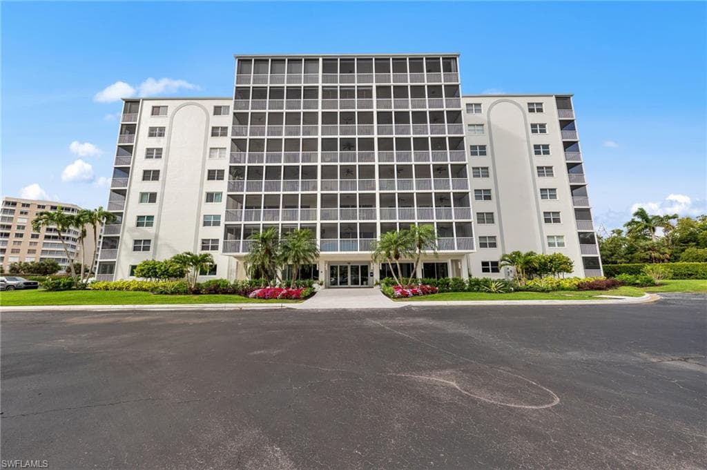 1 Bluebill Ave #408, Naples, photo 3