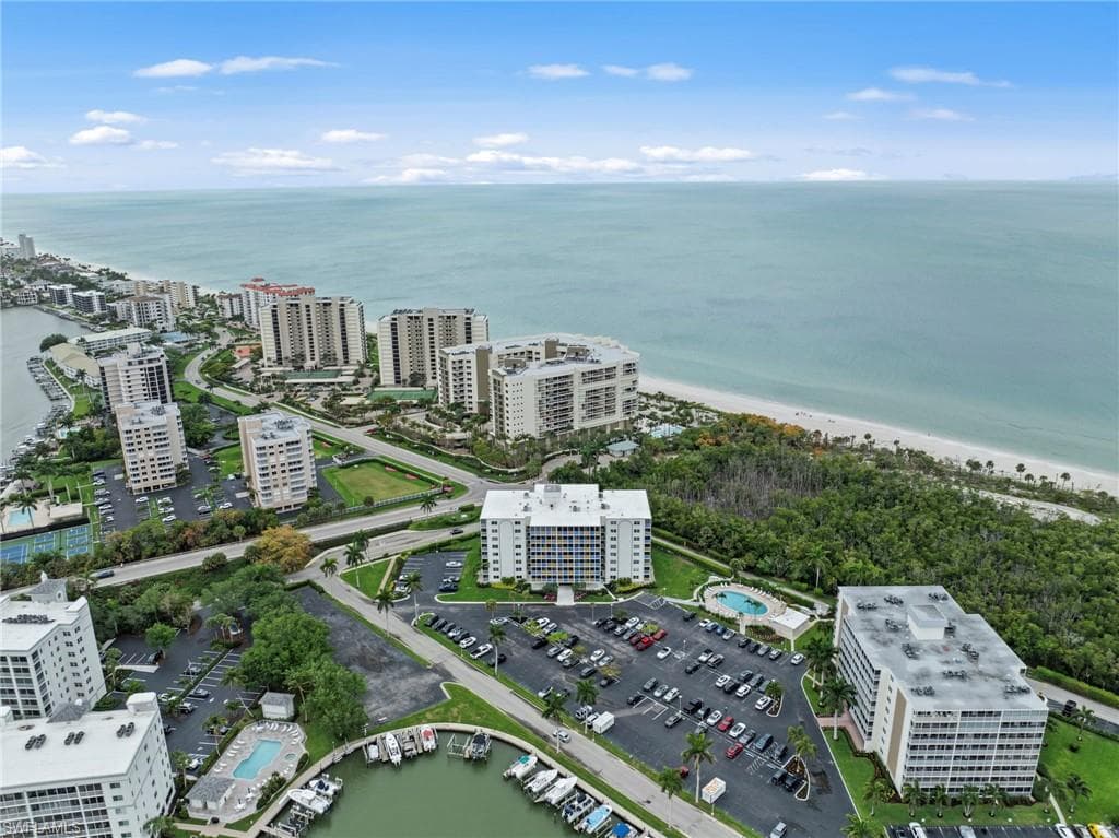 1 Bluebill Ave #408, Naples