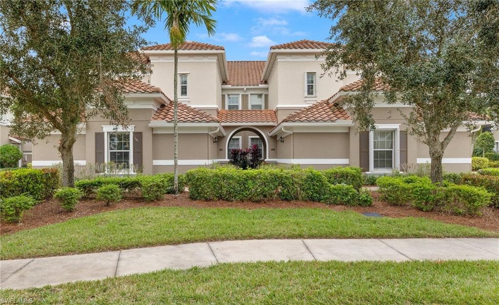 10251 Glastonbury Cir #201, Fort Myers