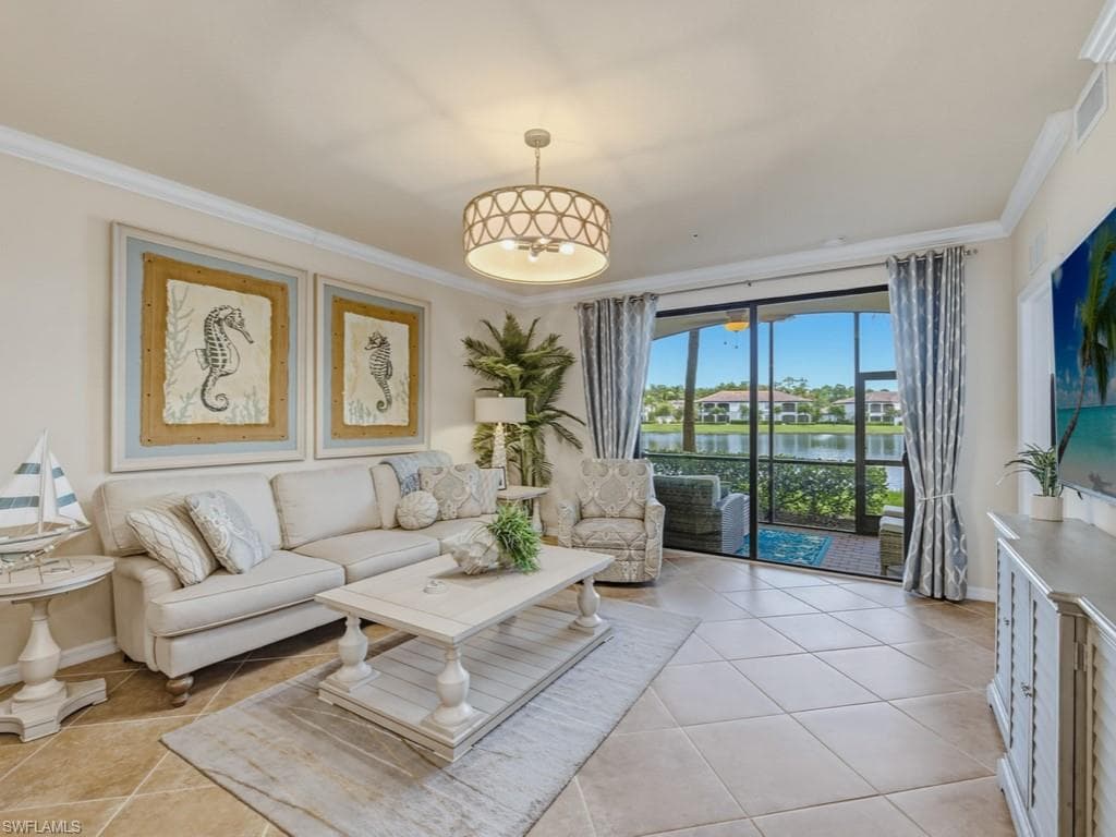 9529 Avellino Way #2815, Naples