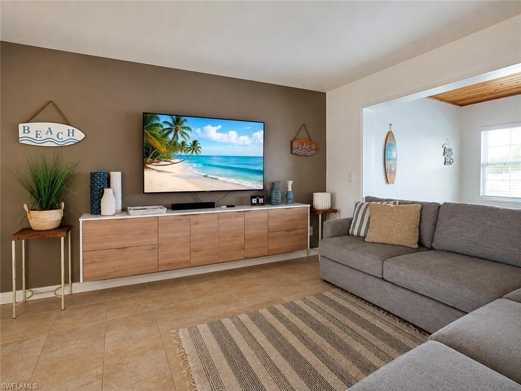 5314 Cobalt Ct, Cape Coral