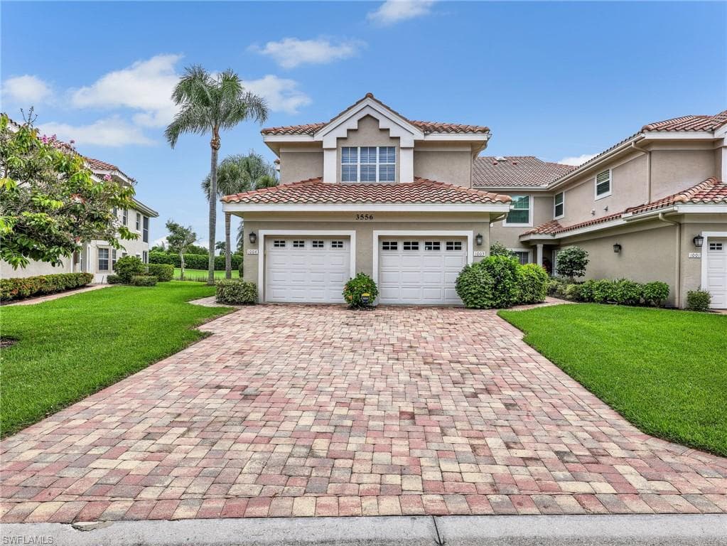 3556 Windjammer Cir #1003, Naples