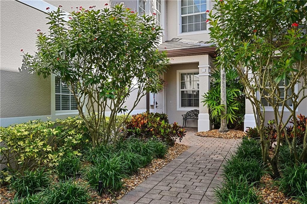 7876 Hawthorne Dr #1201, Naples, photo 3