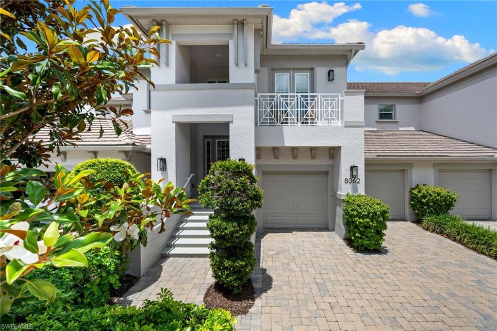 8062 Signature Club Cir #201, Naples, photo 2