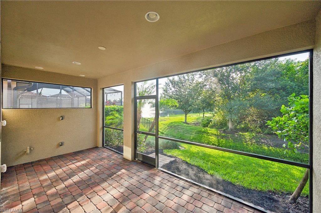 16246 Aberdeen Way, Naples, photo 2