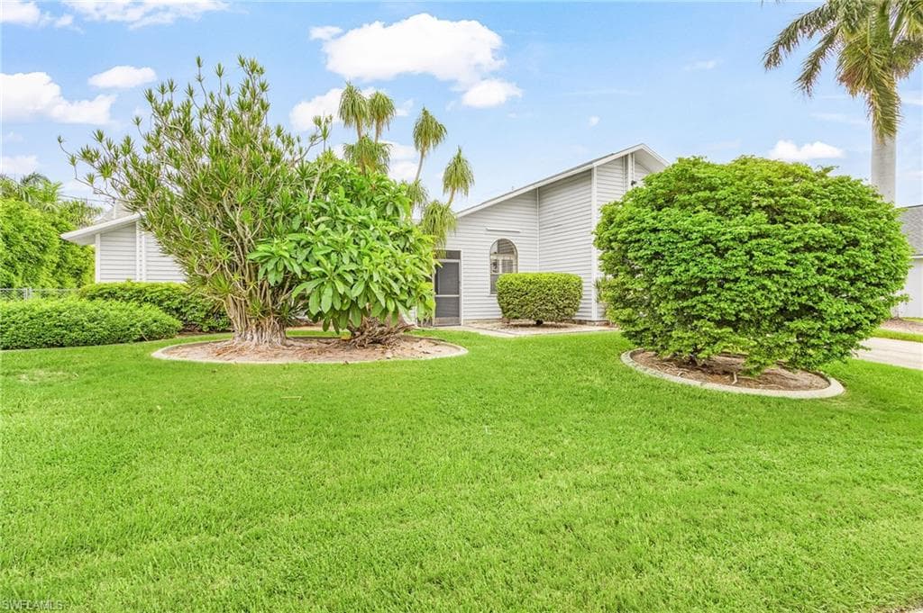 4903 11th Pl, Cape Coral, photo 2
