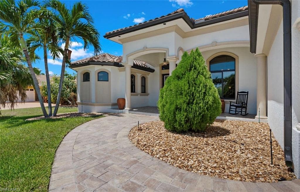5306 27th Pl, Cape Coral, photo 2