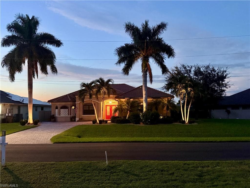 1621 43rd Ter, Cape Coral, photo 3