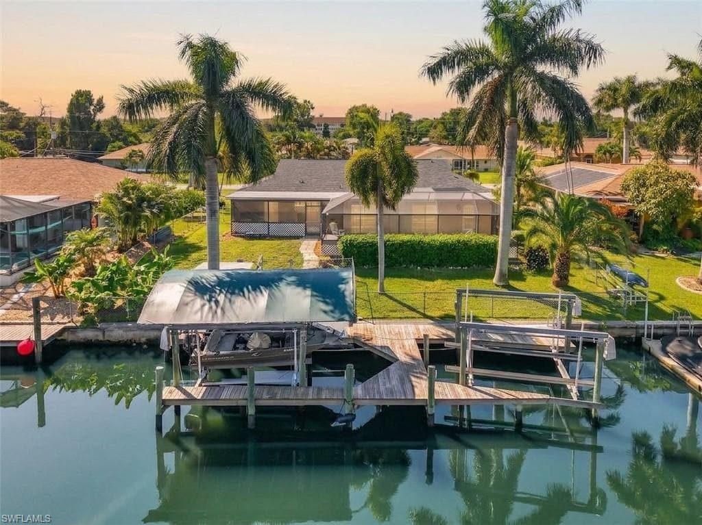 1909 16th St, Cape Coral
