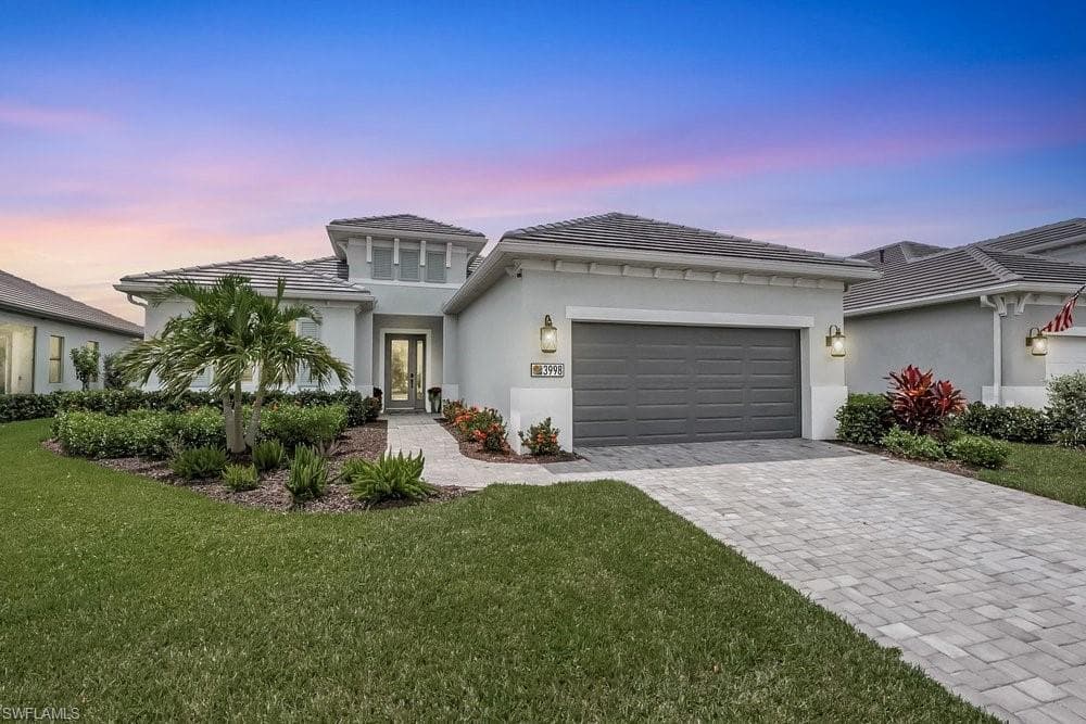 3998 Perseus St, Naples