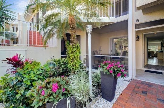 2420 Hidden Lake Dr #5, Naples