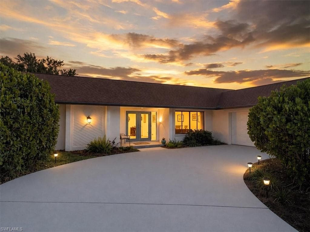 1812 Coral Cir, North Fort Myers, photo 2