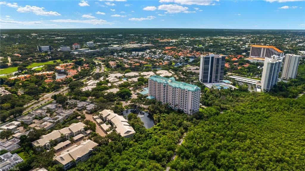 5817 Glencove Dr #405, Naples, photo 3