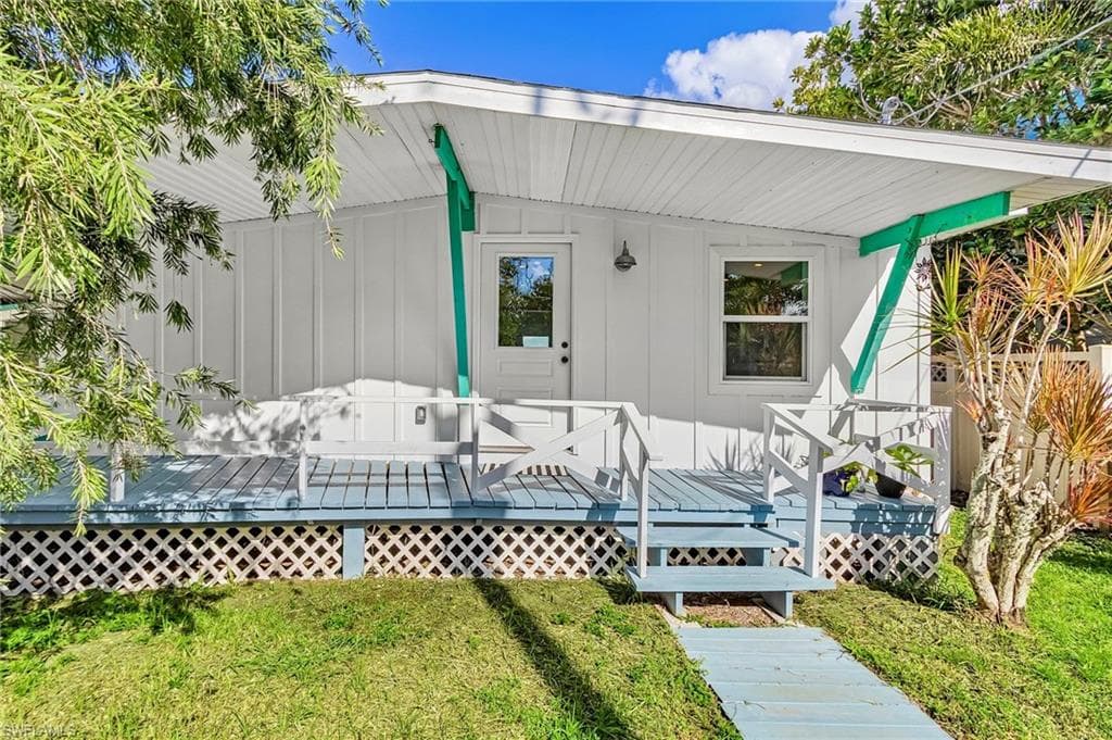 16376 Antigua Way, Bokeelia, photo 2