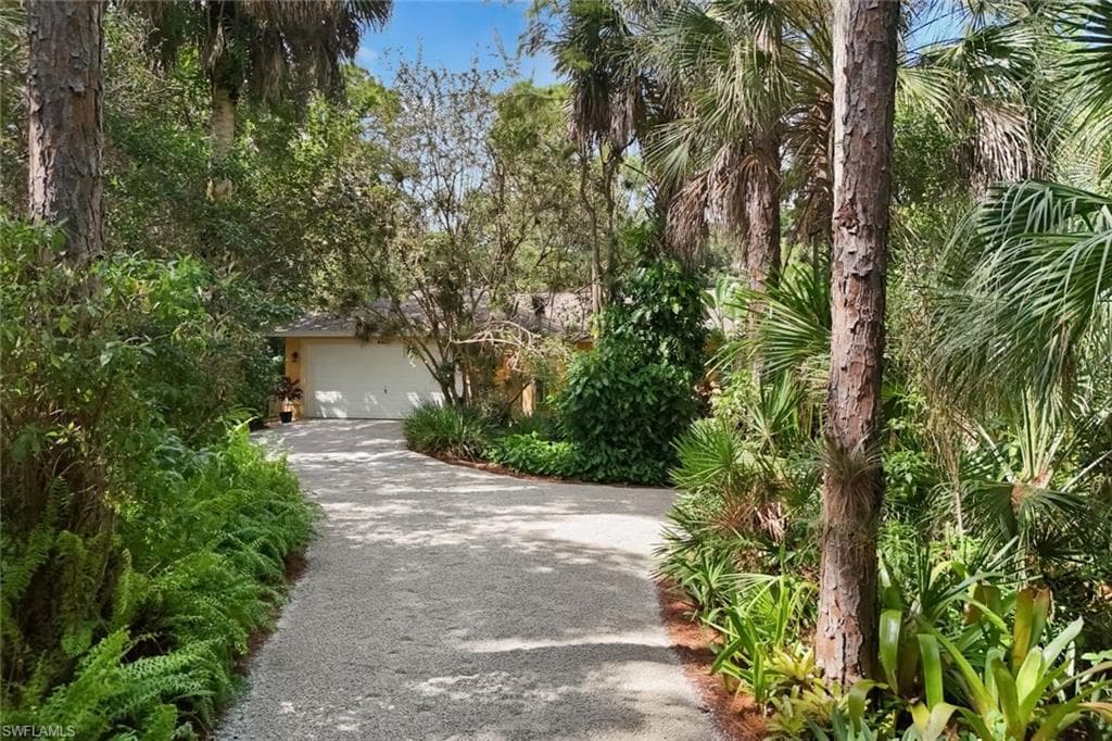 6037 Westport Ln, Naples, photo 3
