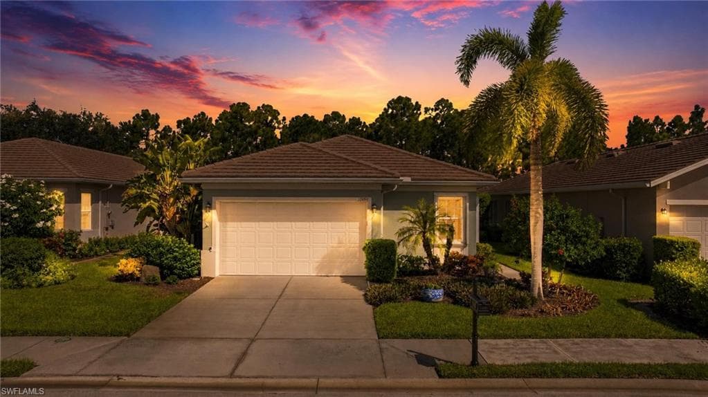 10694 Camarelle Cir, Fort Myers, photo 2