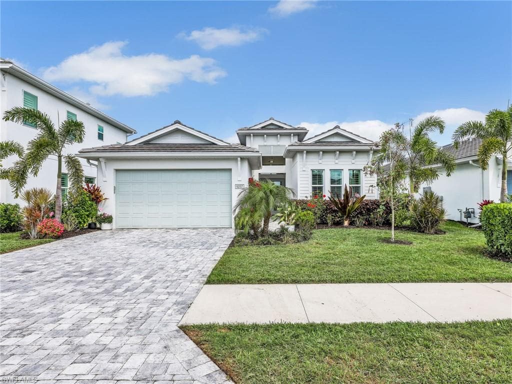 9257 Cayman Dr, Naples, photo 2