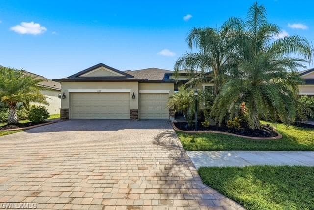 3304 Menores Way, Fort Myers