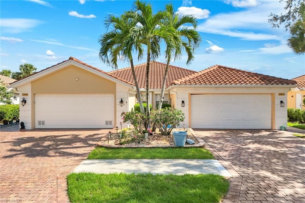 5808 Drummond Way, Naples, photo 2