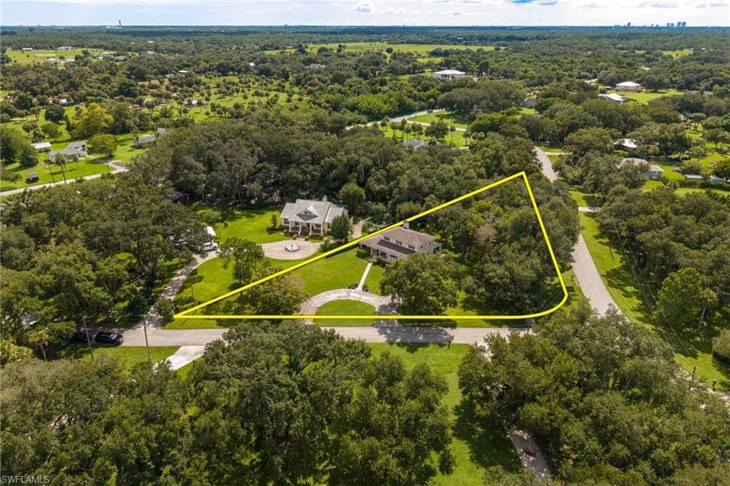 4691 Long Lake Dr, Fort Myers, photo 2
