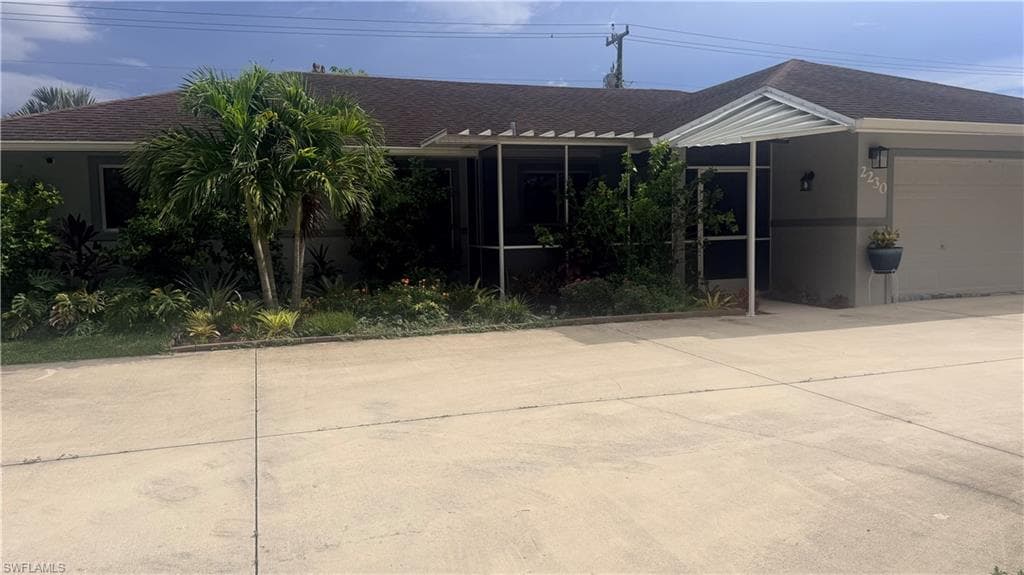 2230 Crystal Dr, Fort Myers