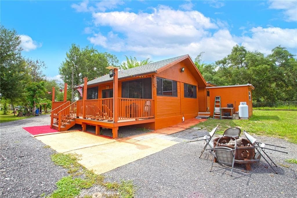 410 Cabbage Palm St, Clewiston