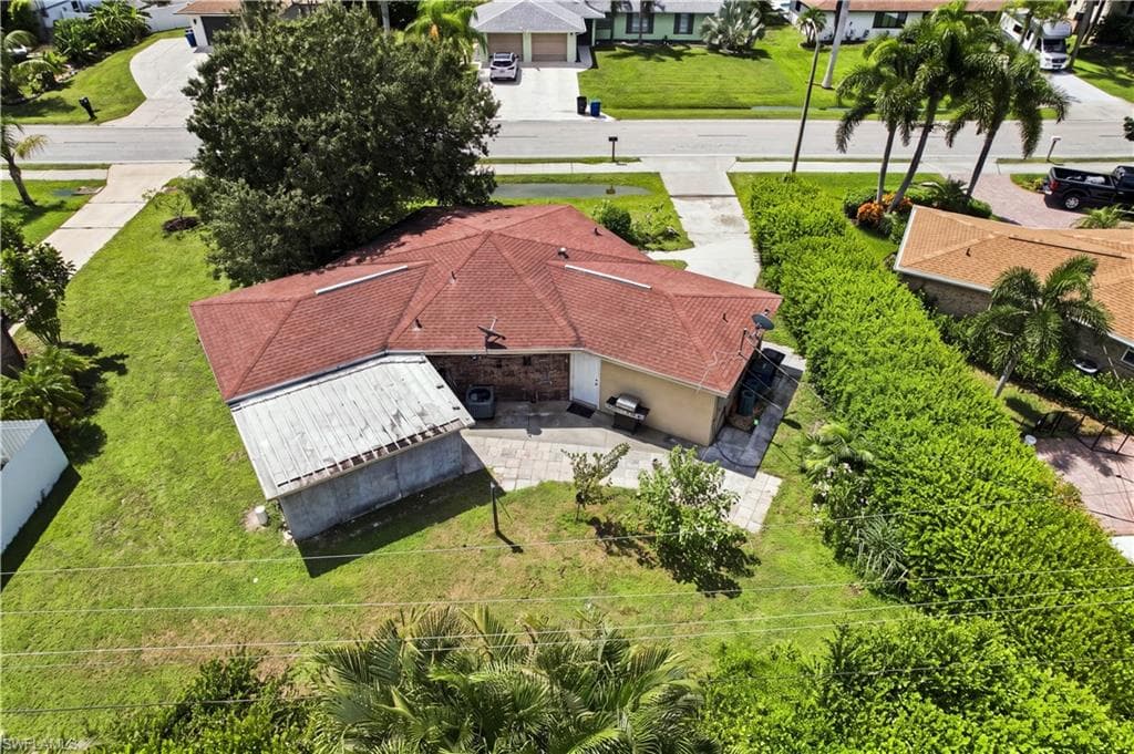 9829 Pennsylvania Ave, Bonita Springs, photo 3