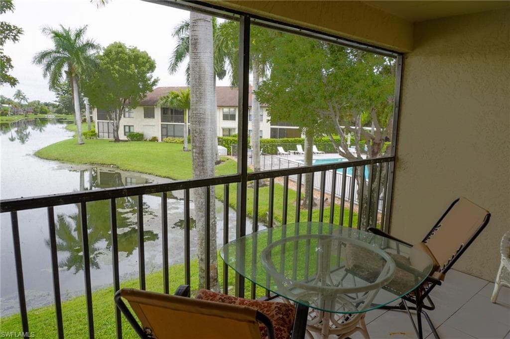 4510 Chantelle Dr #j204, Naples