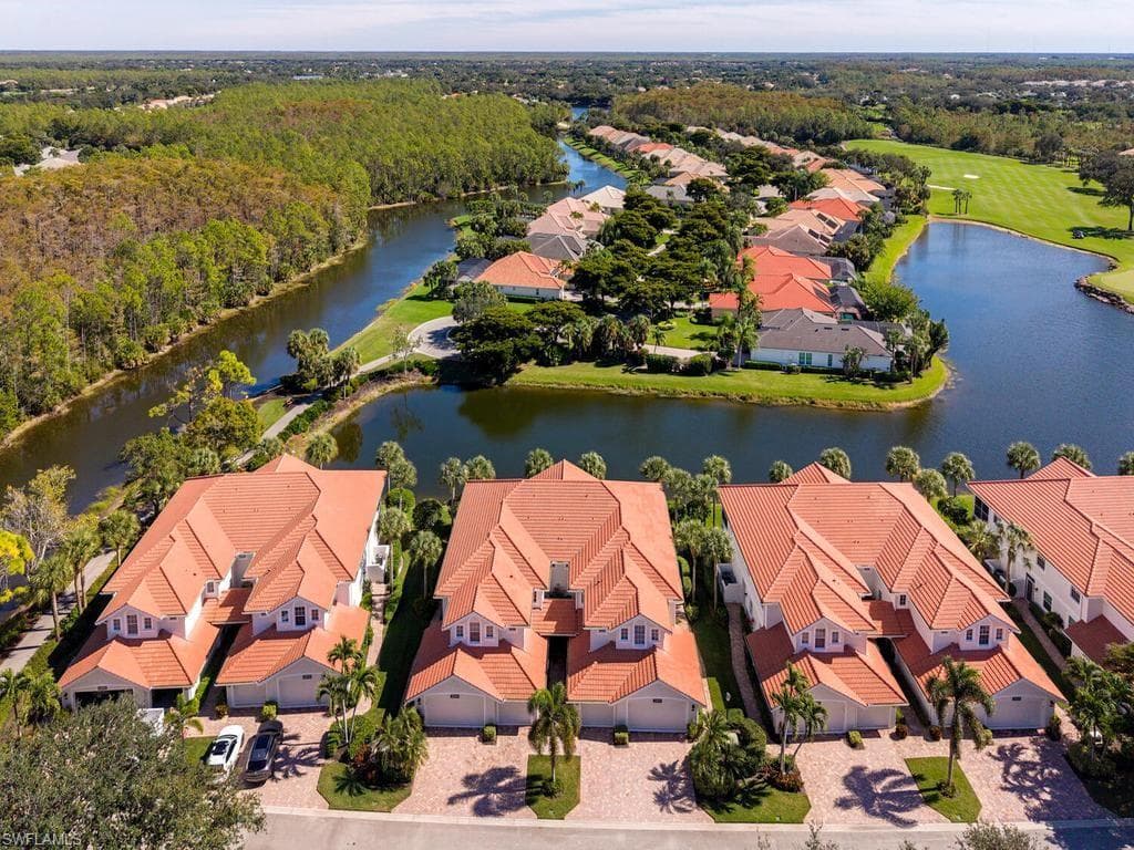 22911 Rosedale Dr #101, Estero, photo 2