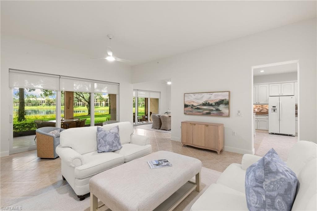 3053 Aviamar Cir #8-102, Naples
