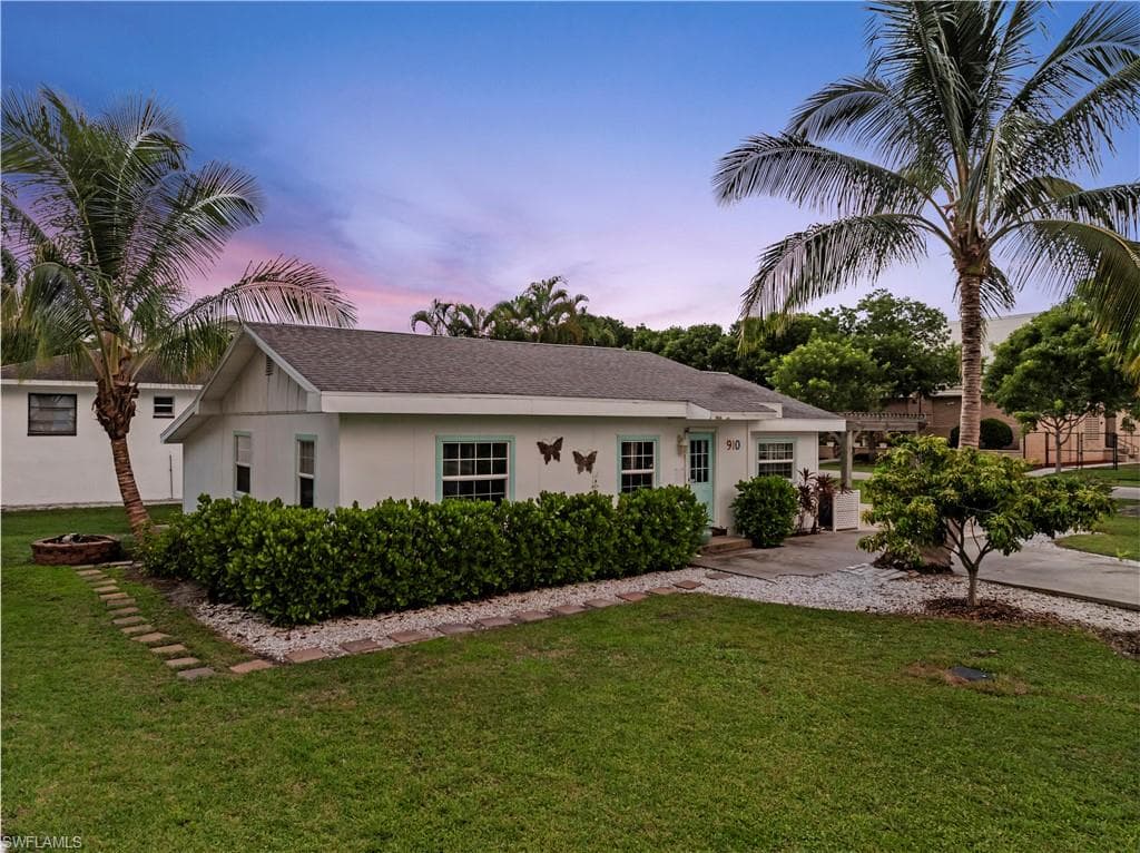 560 9th Ave, Naples, photo 3
