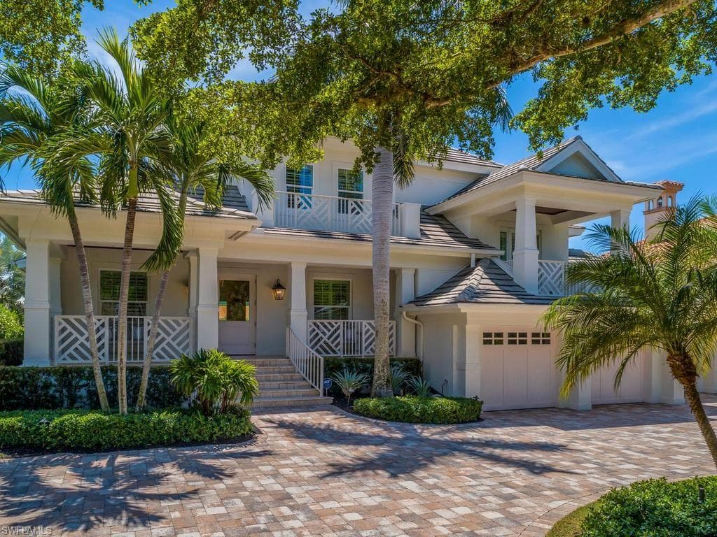 580 15th Ave, Naples