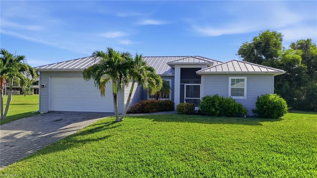 4507 Lake Heather Cir, St. James City