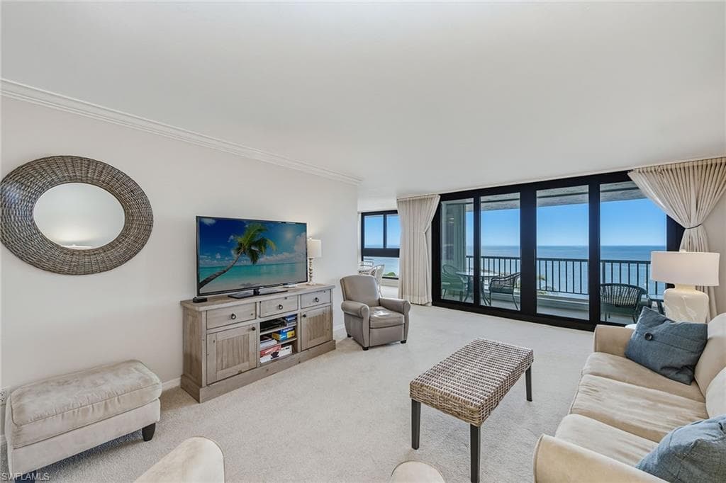 2348 Gulf Shore Blvd #506, Naples, photo 2