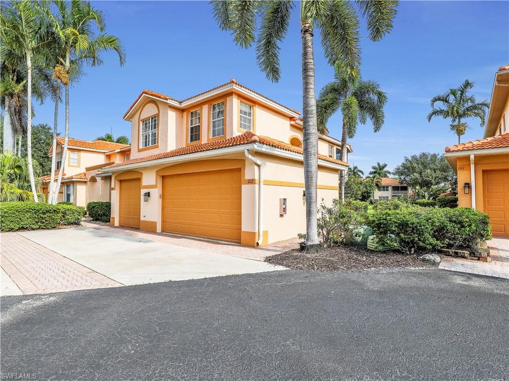 8990 Palmas Grandes Blvd #202, Bonita Springs, photo 2