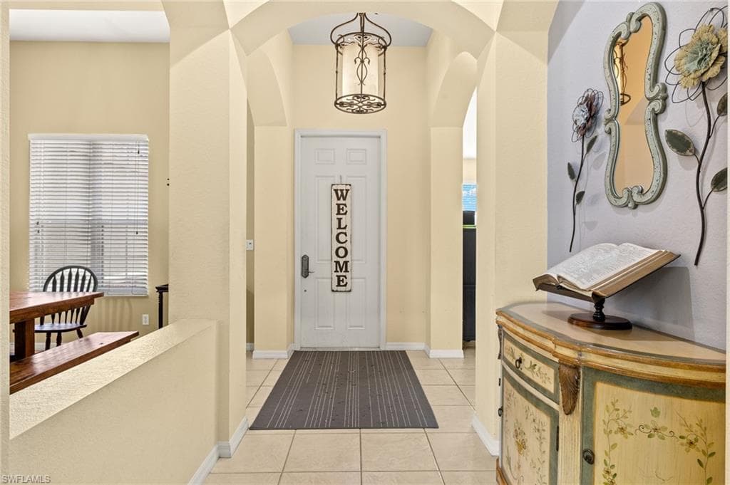 2115 Grove Dr, Naples, photo 3