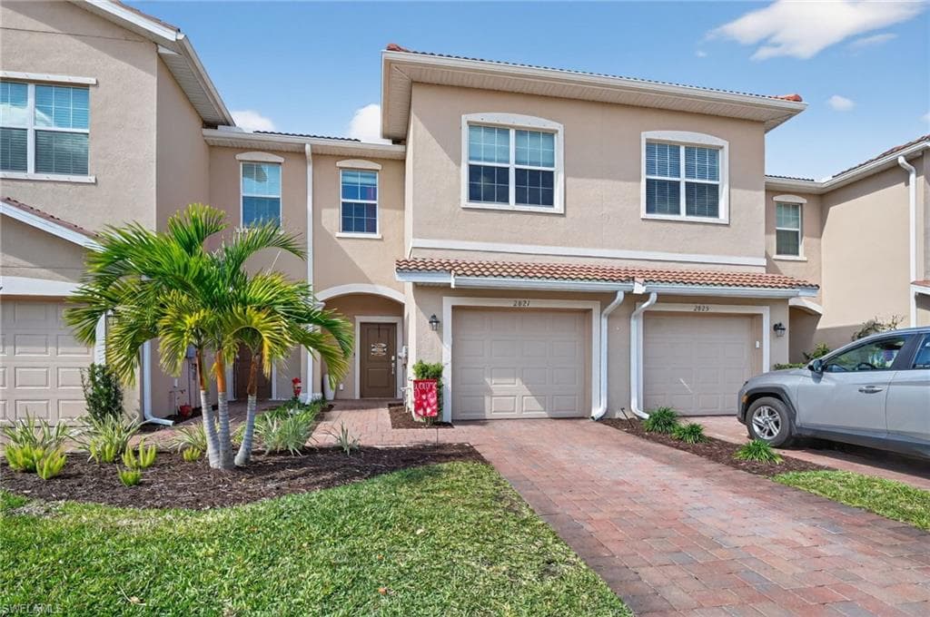 2821 Citrus St, Naples, photo 2