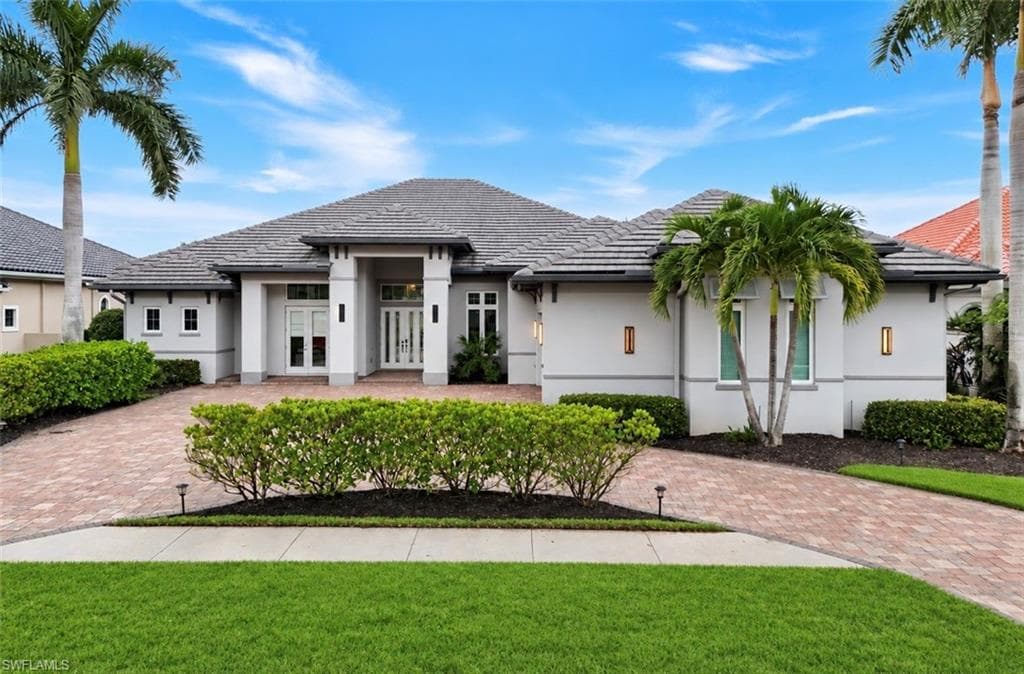 11907 Hedgestone Ct, Naples