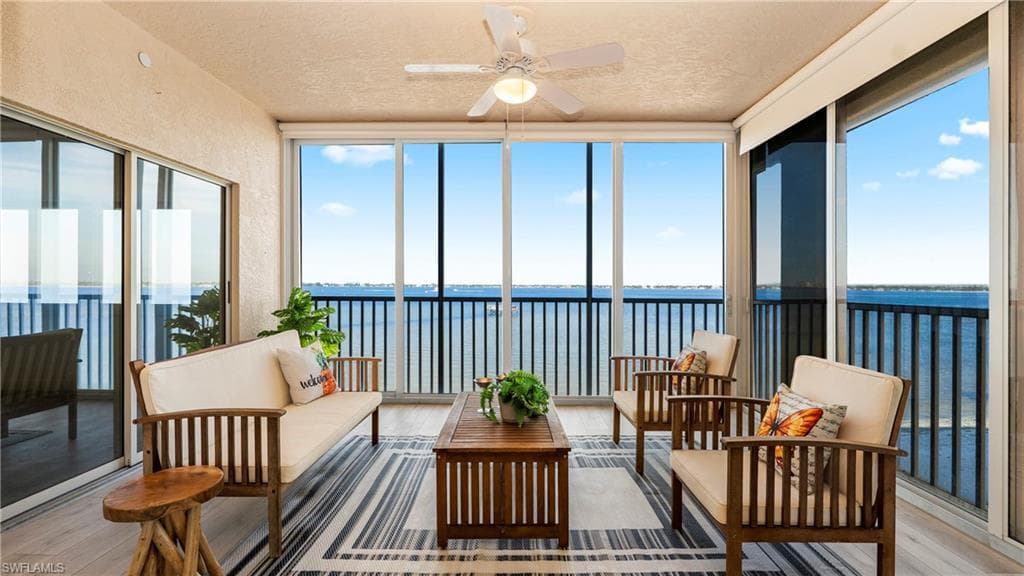 14811 Laguna Dr #202, Fort Myers