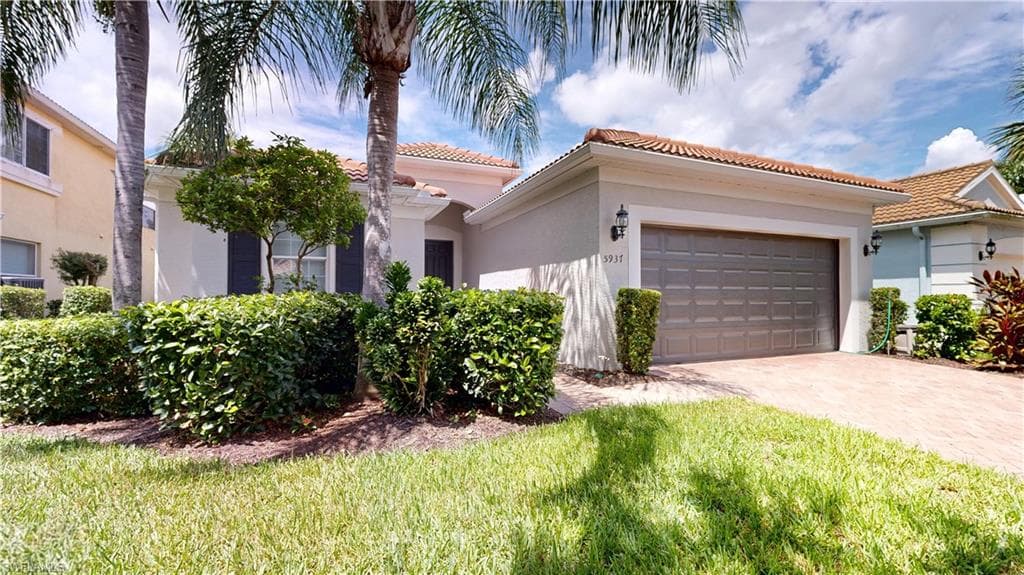 5937 Constitution St, Ave Maria, photo 2