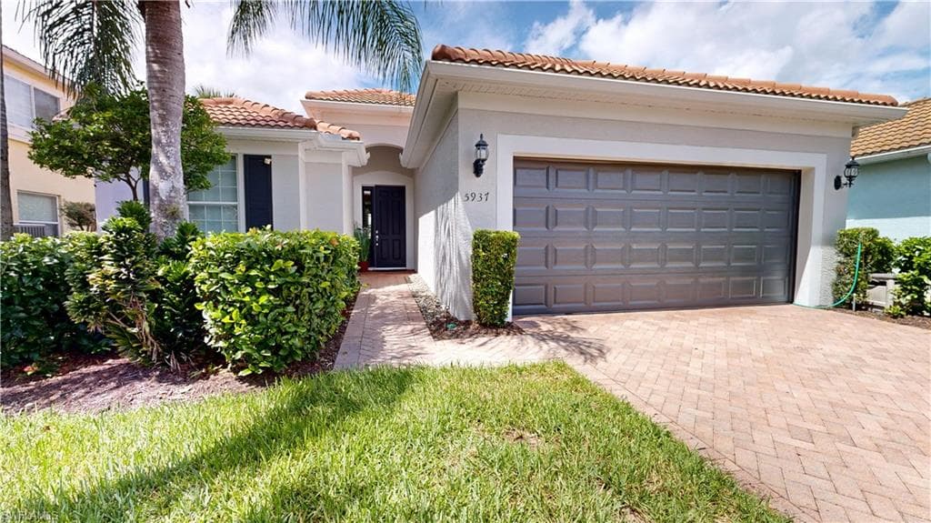5937 Constitution St, Ave Maria, photo 3