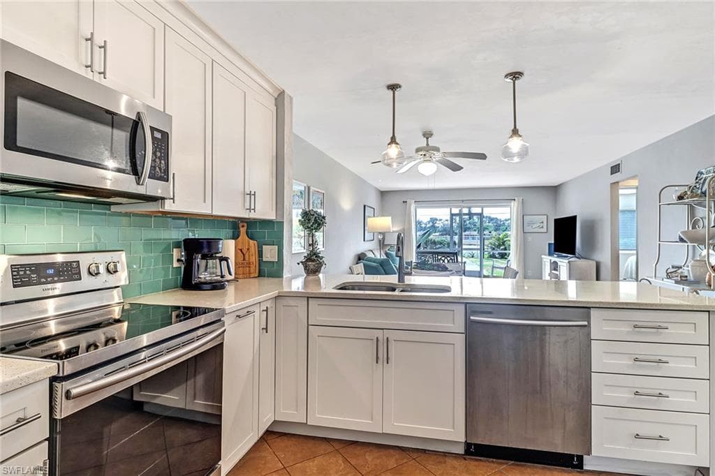 1001 Foxfire Ln #109, Naples