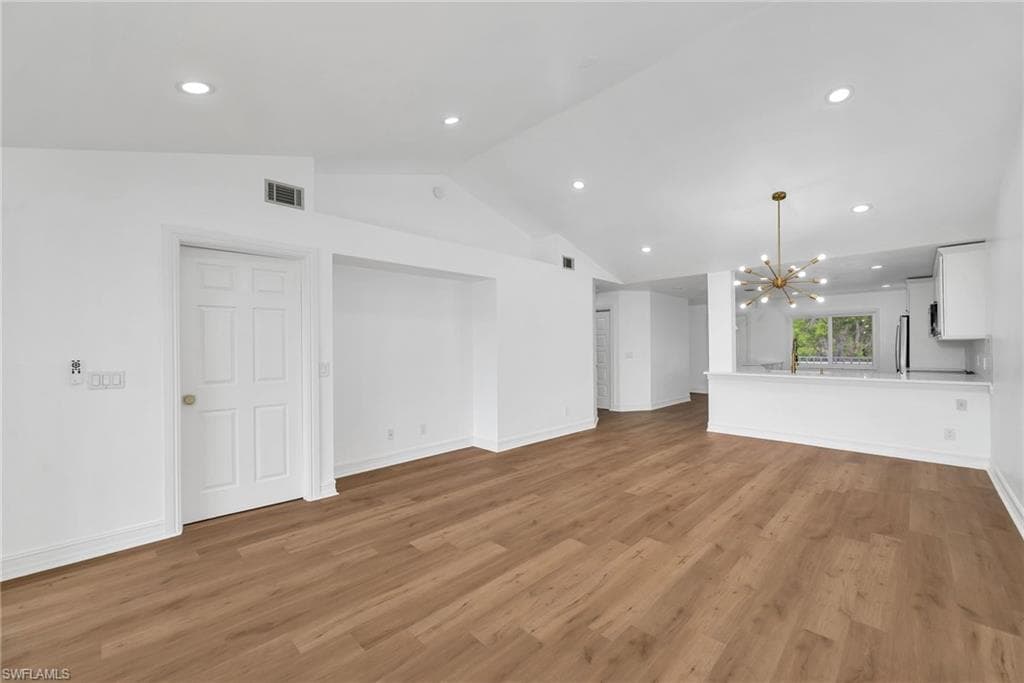388 Belina Dr #1106, Naples