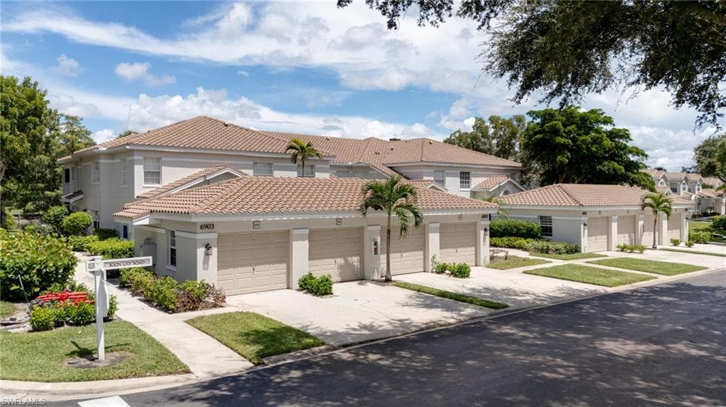 6903 Rain Lily Rd #102, Naples, photo 2