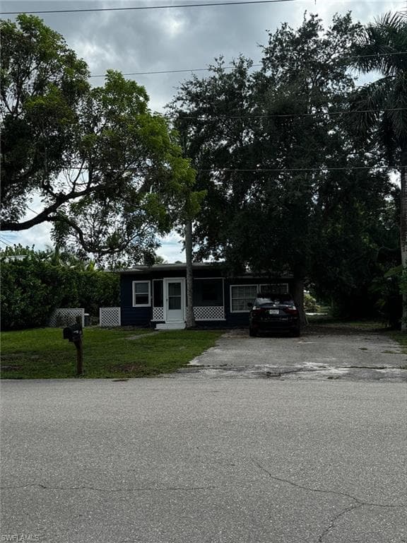 1166 12th Ave, Naples