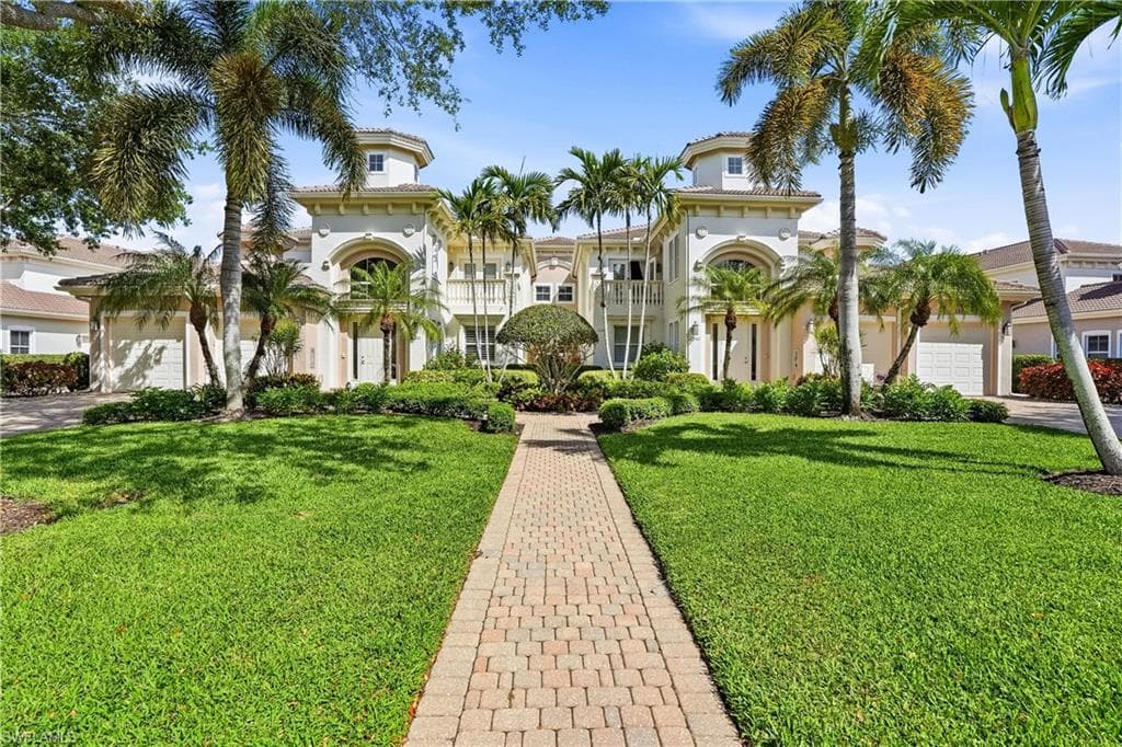587 Avellino Isles Cir #101, Naples, photo 2