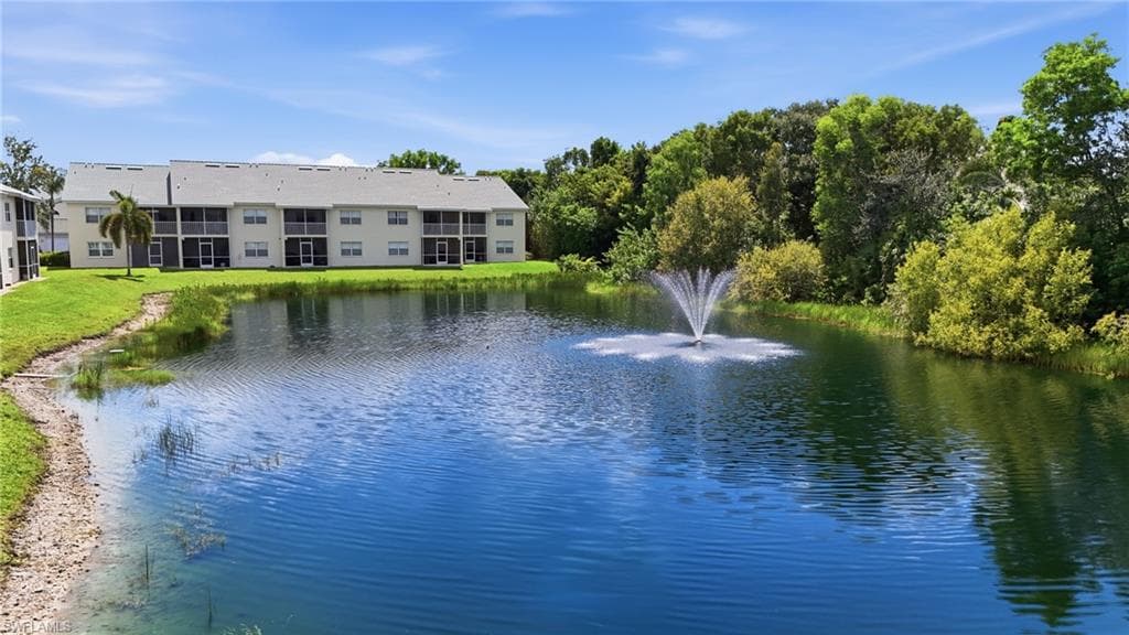 4910 Cougar Ct #101, Naples