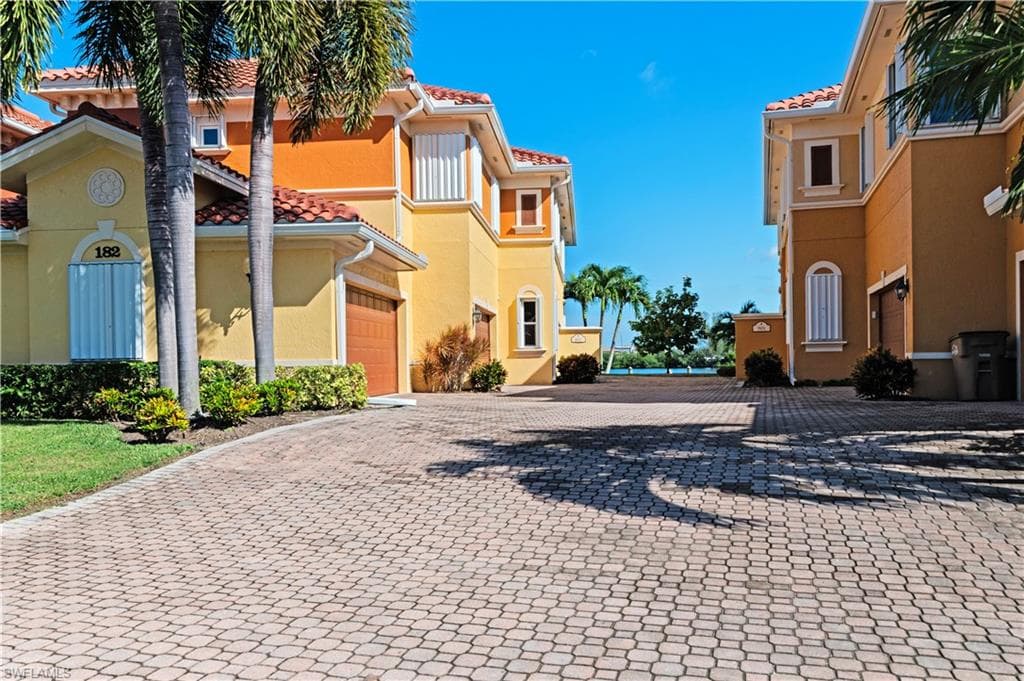 182 Shadroe Cove Cir #802, Cape Coral, photo 2