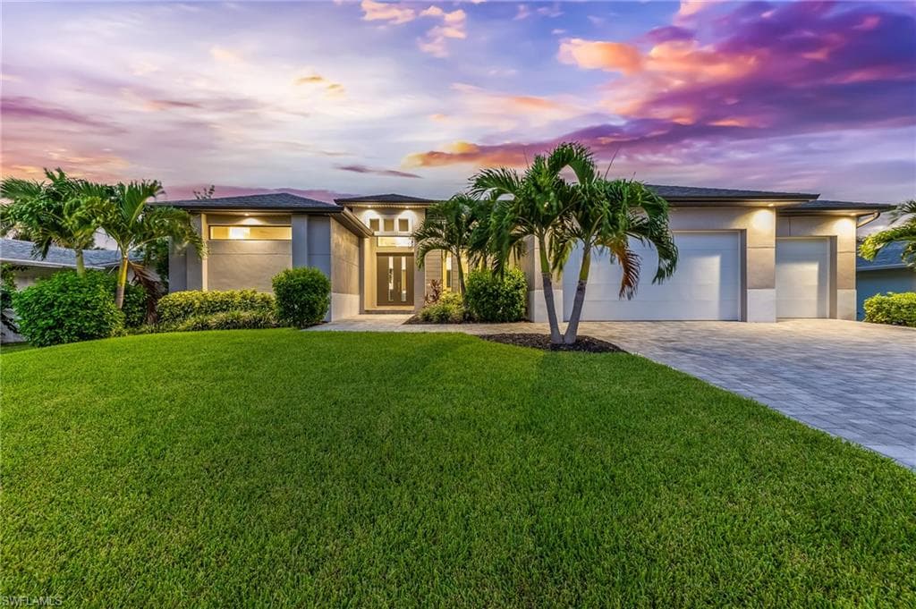 154 49th St, Cape Coral